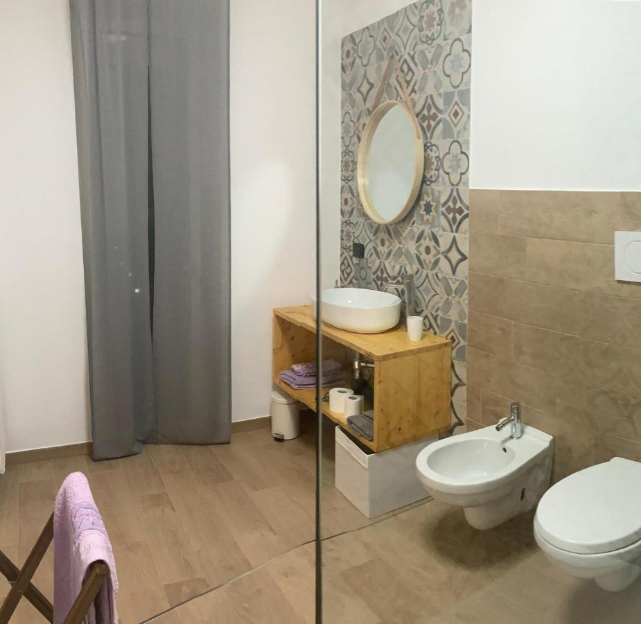 Wanderlust House Hotel Bari Ngoại thất bức ảnh